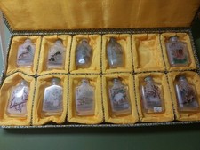 Box mit 11 SNUFF Bottles ALT